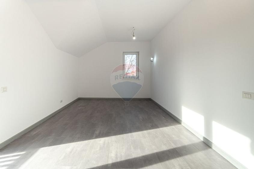 CASE NOI ÎN ARHITECTURĂ ALPINO-MODERNĂ CU ALEE PRIVATA | CRISTIAN - 26