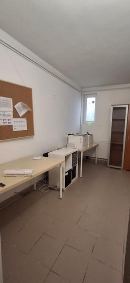 Cotroceni, Eroilor, 4 camere, demisol inalt,  decomandat, imobil mic, birouri - 3