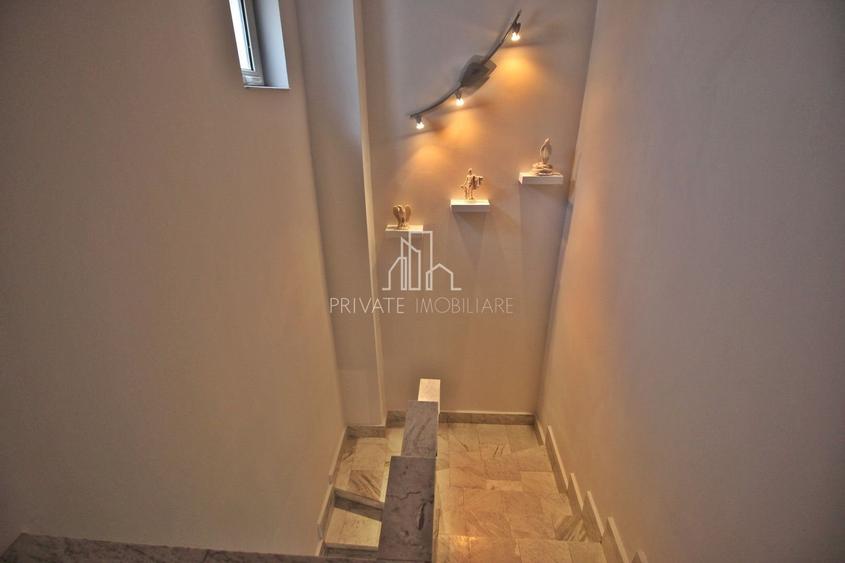 Penthouse 190 Mp+40 Mp Terasa De vanzare, P-ta Teatrului, Ultracentral - 7