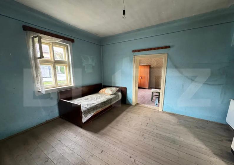 Casa saseasca, 3 camere, 700 mp teren, Sebe? - 1