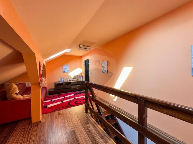 Apartament cu 3 camere Vasile Aaron - 12