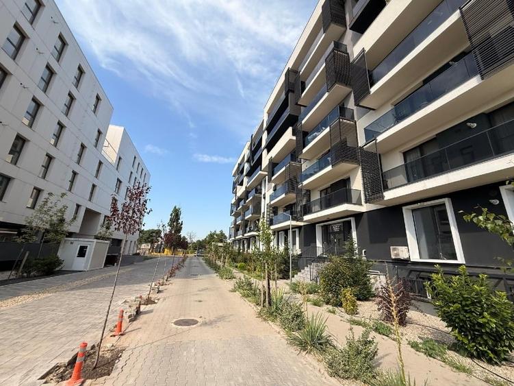 Garsonieră decomandată în Străulești