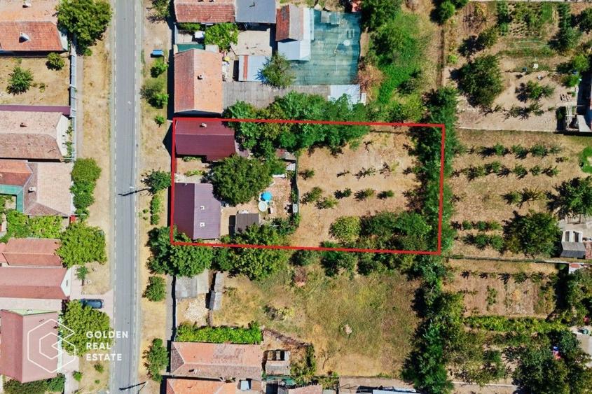 Casa în Curtici cu două corpuri de cladire, teren de 1080mp, comision 0 % - 13