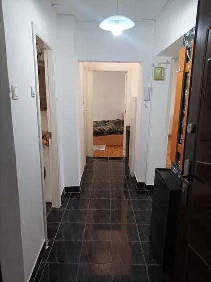 Apartament spatios, de 3 camere, decomandat, in zona Sebastian - 7