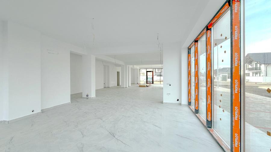 Spatiu comercial,8 locuri de parcare incluse, 156 mp, Sanpetru-Roka Village - 10