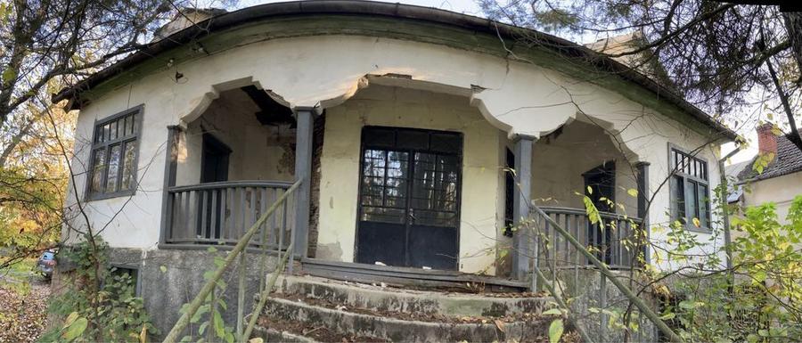 Teren Buzias, langa parc - 3