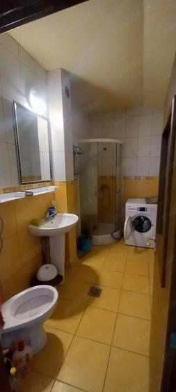 Inchiriez garsoniera - 2