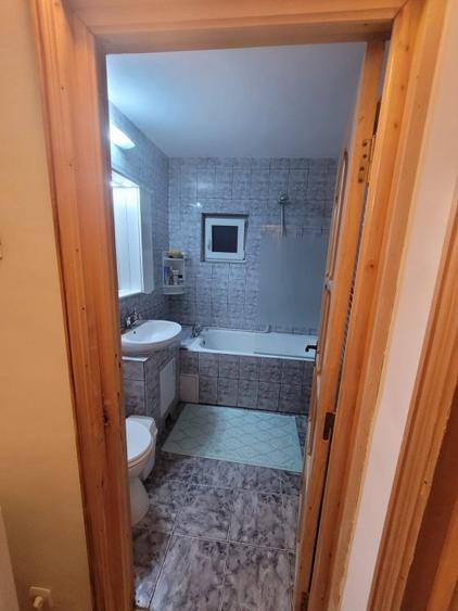 Apartament cu 3 camere, decomandat, zona Centru Civic - 5