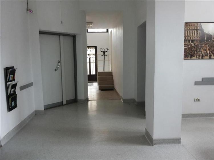 Imobil de vanzare - metrou Basarab - 2