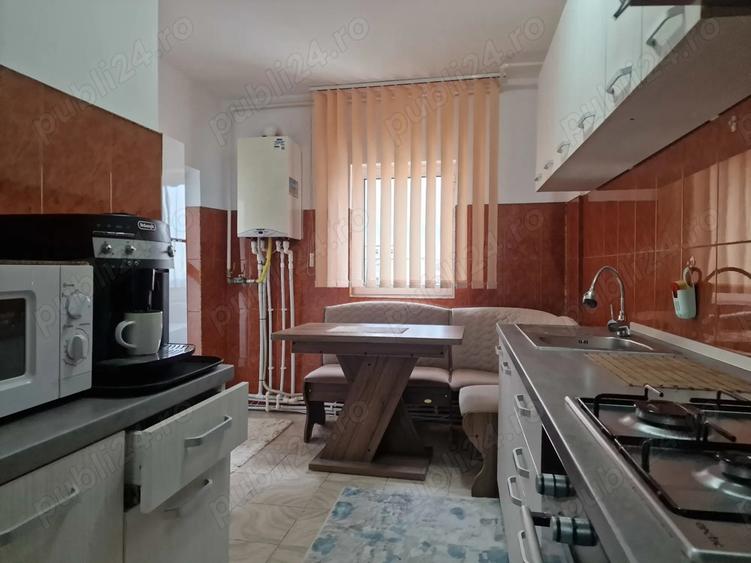 Inchiriez apartament 3 camere Micro 3 Kaufland - 1