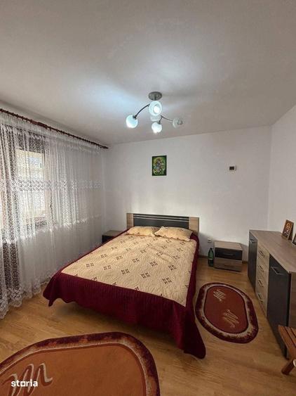 De vanzare apartament cu 2 camere decomandat, zona Scolii nr.1 53.000e - 4