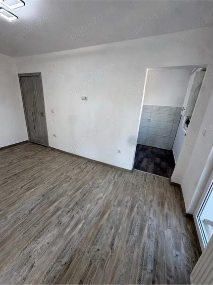 Apartament de vanzare cu 3 camere - 10