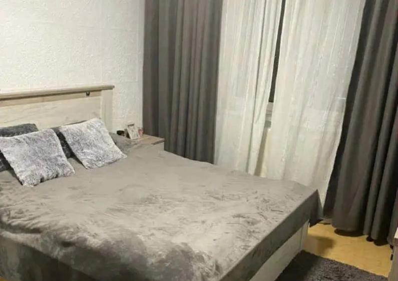 Apartament 3 camere, decomandat - zona Vlahuta - 5