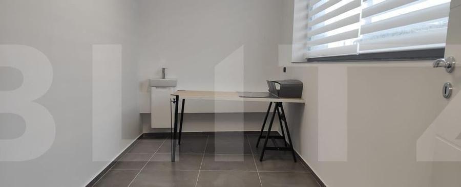 Cladire de sticla, 230 mp, zona Cipariu, ideal sediu firma/c - 31