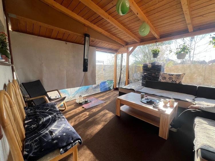 Casă tip duplex – mobilată și utilată – 4 camere-250 mp teren - 25