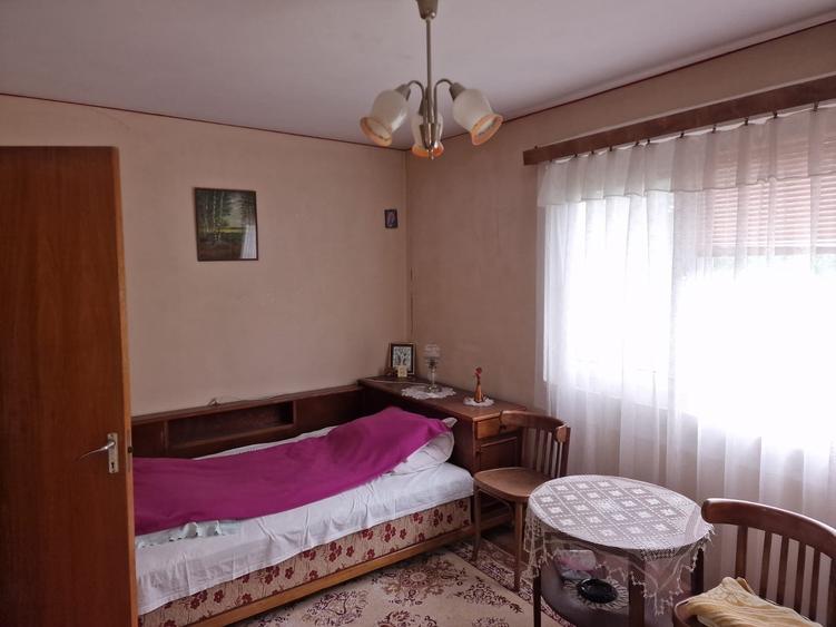 Se vinde in Nord apartament semidecomandat cu doua camere  pret 48000 euro neg - 13