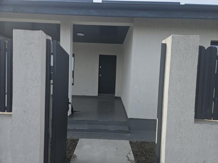 Casa individuala de vanzare-Domnesti - 4