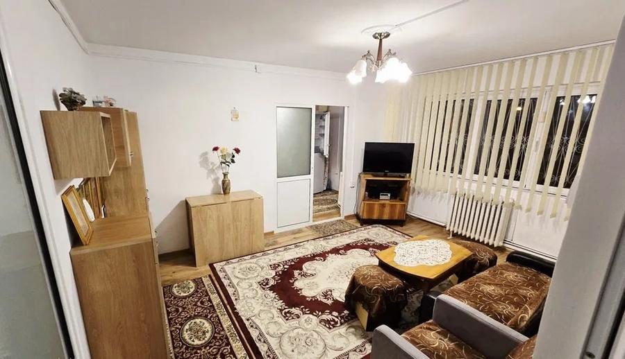 Apartament cu 2 camere, zona Alexandru cel Bun - 1
