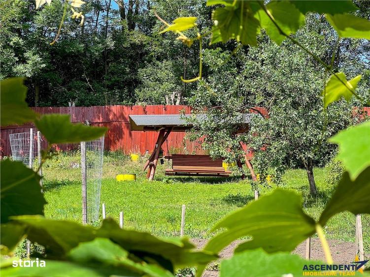 Casă cu 5 camere decomandat cu Garaj în Ilieni