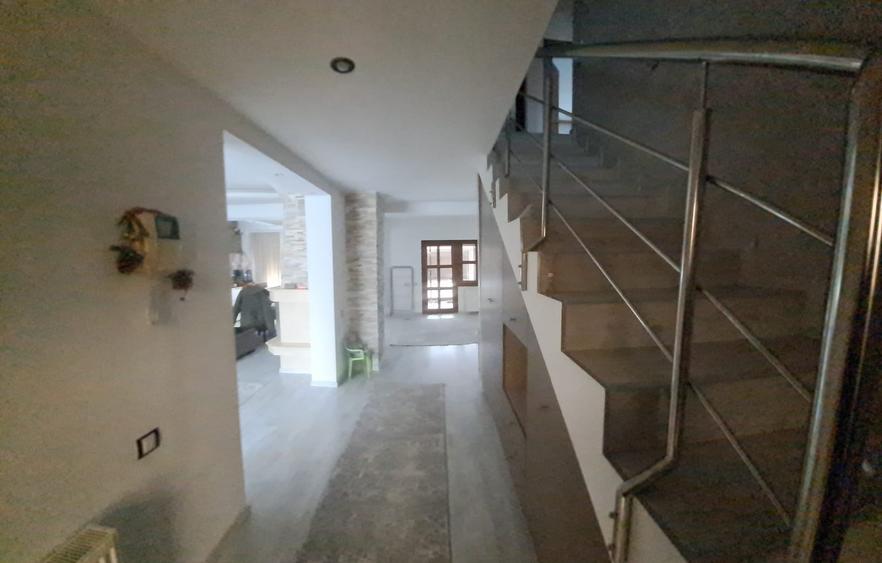 Techirghiol - vila P+1, zona buna, acces facil dinspre Constanta - 5