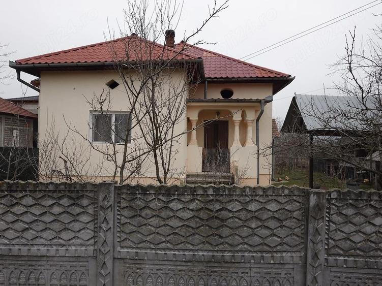 Vand casa solida in Com Gradistea- Jud. Valcea - 3