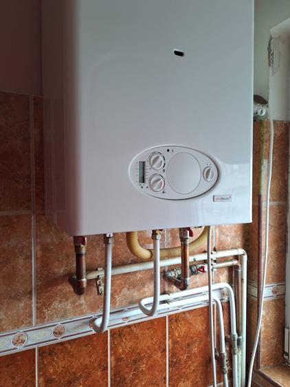 !! 4Camere..zona Dacia-Circumvalatiunii..centrala proprie - 2