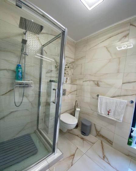 Casa de vanzare, 5 camere, 170 mp, mobilata la cheie, zona D - 9