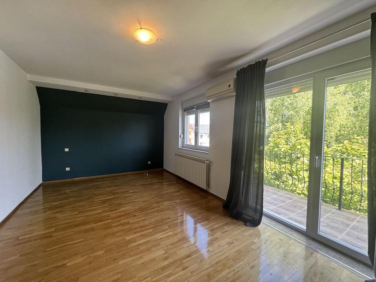 Vila clasica, spatioasa,  piscina, mobilata, langa Britsh School - 11