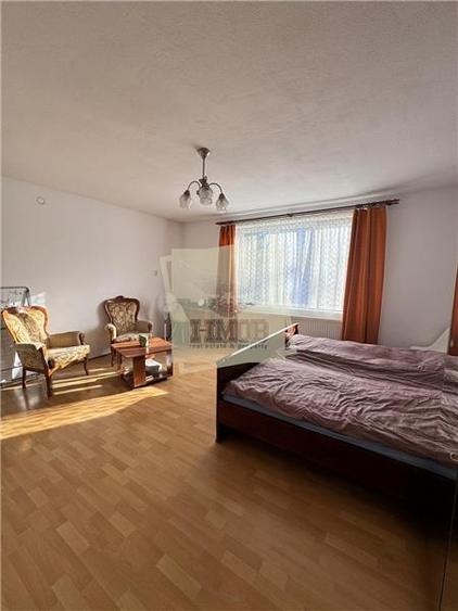 Vila pretabil investite cu suprafata utila 322 mp in zona Sub Arini - 9