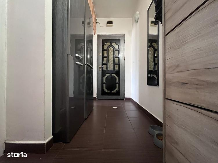 Zona buna! Vanzare apartament cu 2 camere in Targoviste- micro 6! - 2