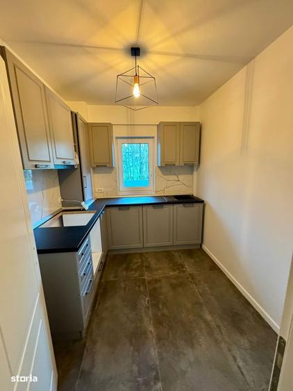 Etaj 1-Apartament 1 Camera Decomandat 42mp-bloc nou intabulat-Bucium - 2