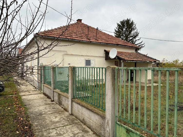 Vand casa cu 2 camere in UNGARIA Magyarbanhegyes - 1