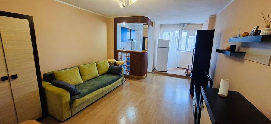 Garsoniera mobilata, bloc 1981, Bld. Chisinau- Basarabia - 1