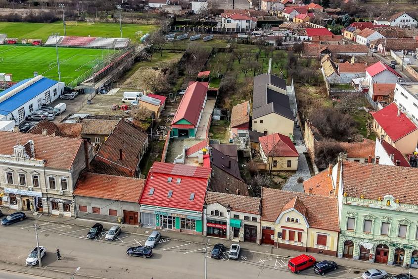 Investiție în Aradul Nou – spațiu comercial,  hala, si un penthouse - 7