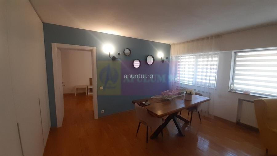 Apartament 3 Camere Piata Romana langa Metrou Apartament 3 Camere Piata Romana langa Metrou