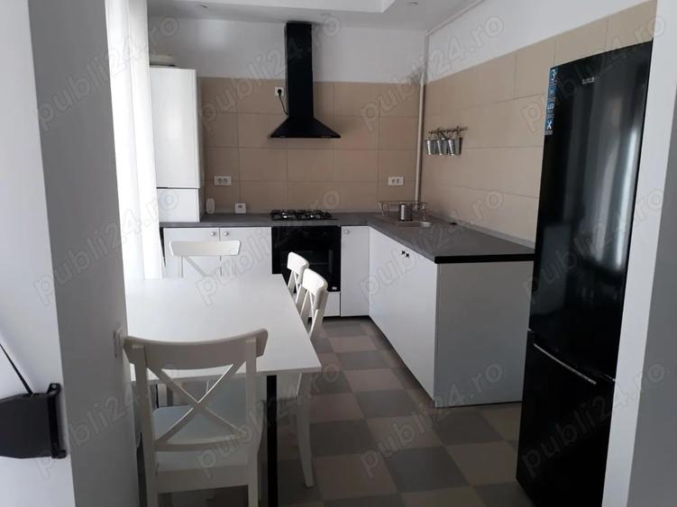 Inchiriez apartament Baneasa bloc nou - 1