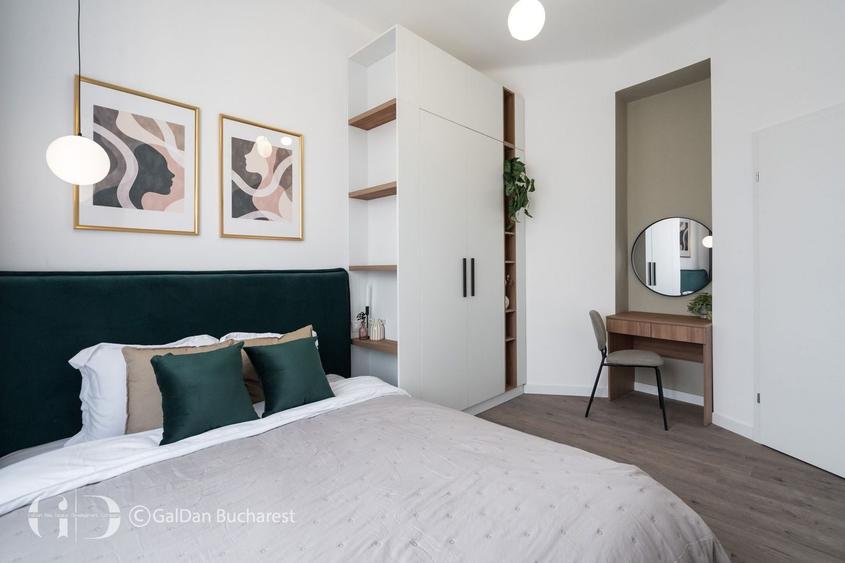Apartament cu 3 camere, mobilat în P-ța Universității