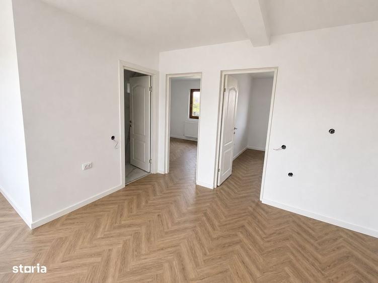 Casă cu 3 camere în Păcurari