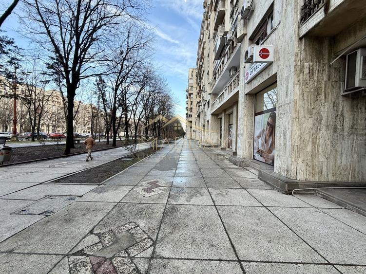 Apartament cu 4 camere *95mpc* // Bulevardul Unirii - 48