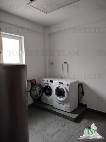 Casa de vanzare pe Erou Iancu Nicolae cu piscina - 11