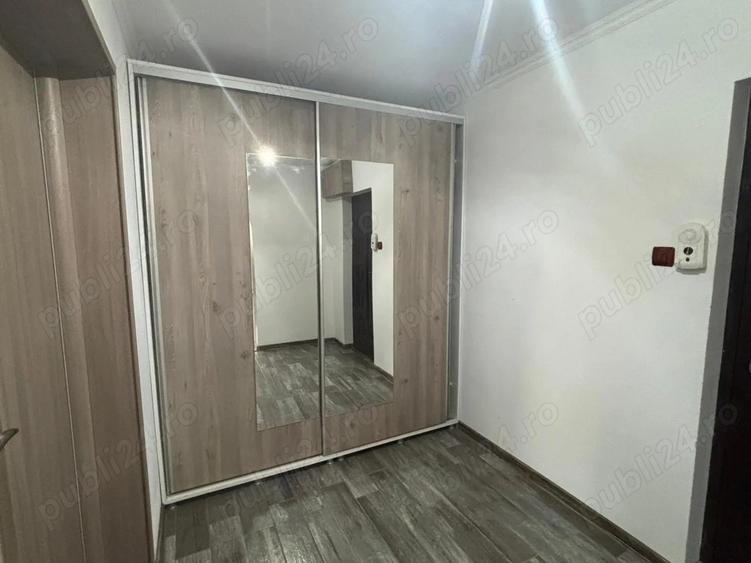 Apartament 4camere progresu parter,renovat complet,recompartimentat 3 camere foarte spatios - 10
