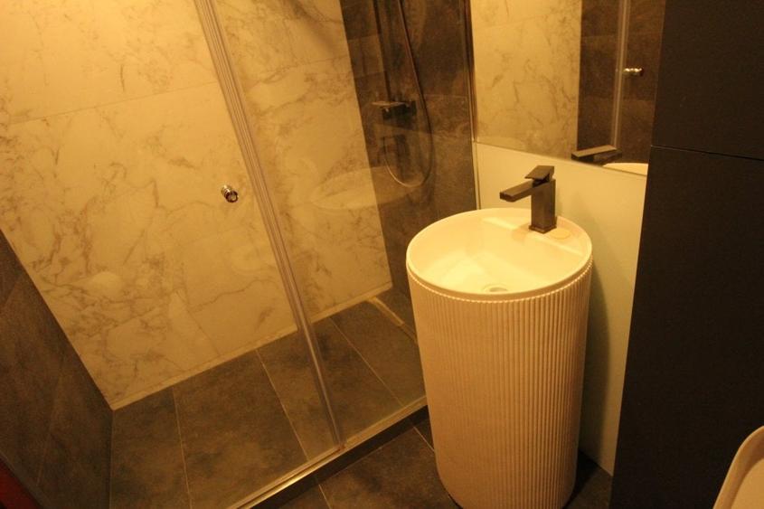 Piata Alba Iulia - Rond Alba Iulia - bloc mixt - 4