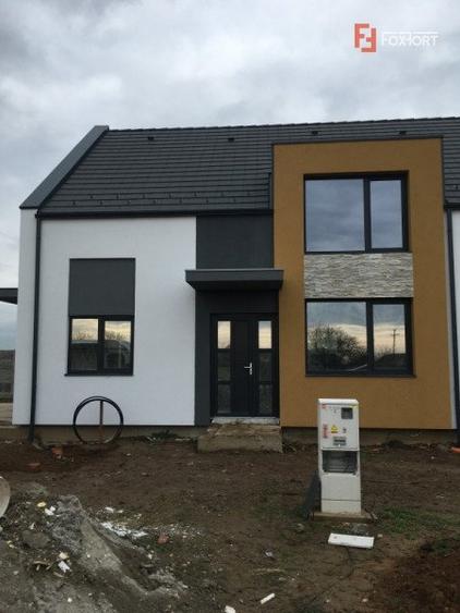 Casa tip triplex cu 4 camere de vanzare in Sanandrei - 13