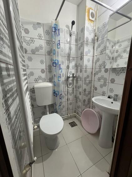 Inchiriez garsoniera - 4