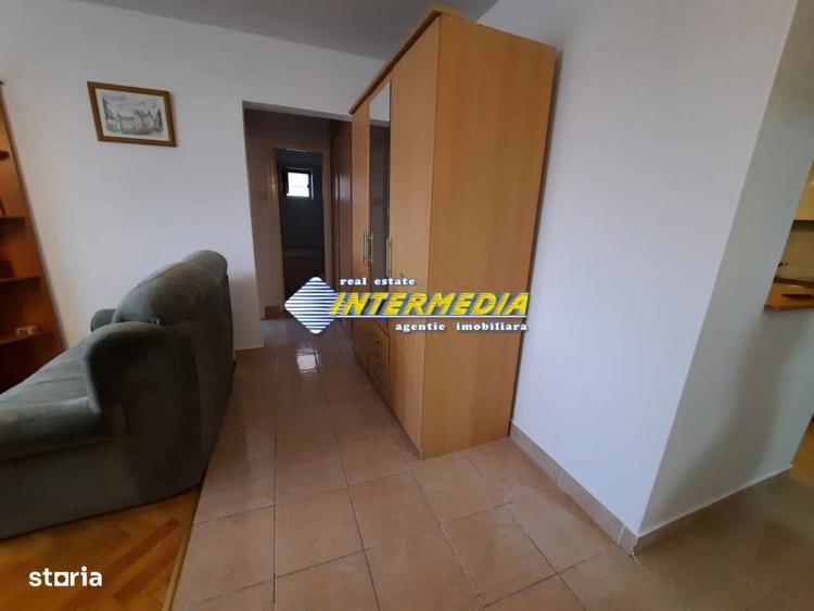 Apartament 3 camere de inchiriat in Alba Iulia zona Centru - 1