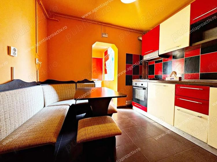 Apartament cu 2 camere decomandat, la etajul 1, in Piata Centrala. - 6