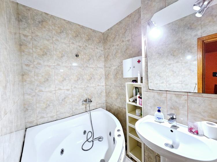 Apartament de tip duplex cu 3 cam, Centru, etaj 4, renovat, mobilat, - 10
