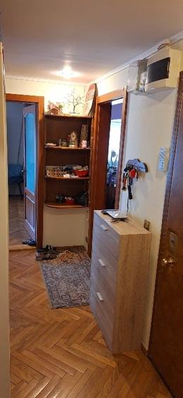 Apartament cu 3 camere decomandat, mobilat în Rogerius