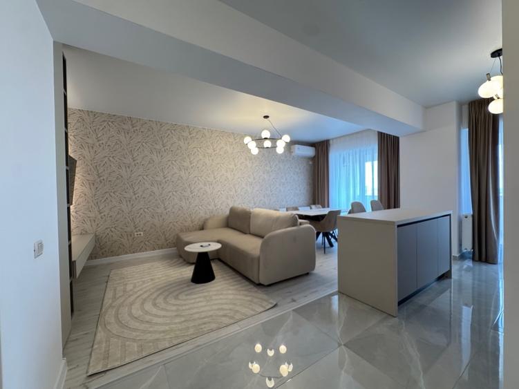 Apartament cu 2 camere decomandat, mobilat în Parcul Carol