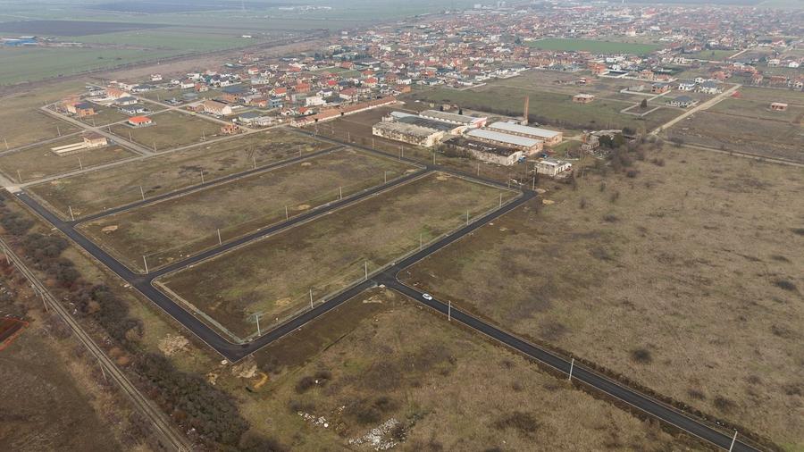 Teren Construcții intravilan de 605 mp, în Vladimirescu